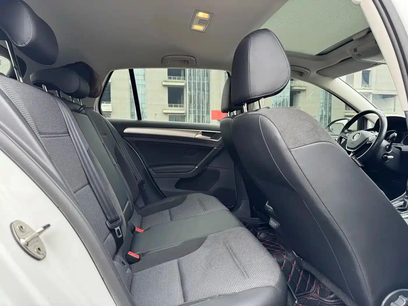 2020 Golf 280TSI DSG Comfort — миниатюра 15