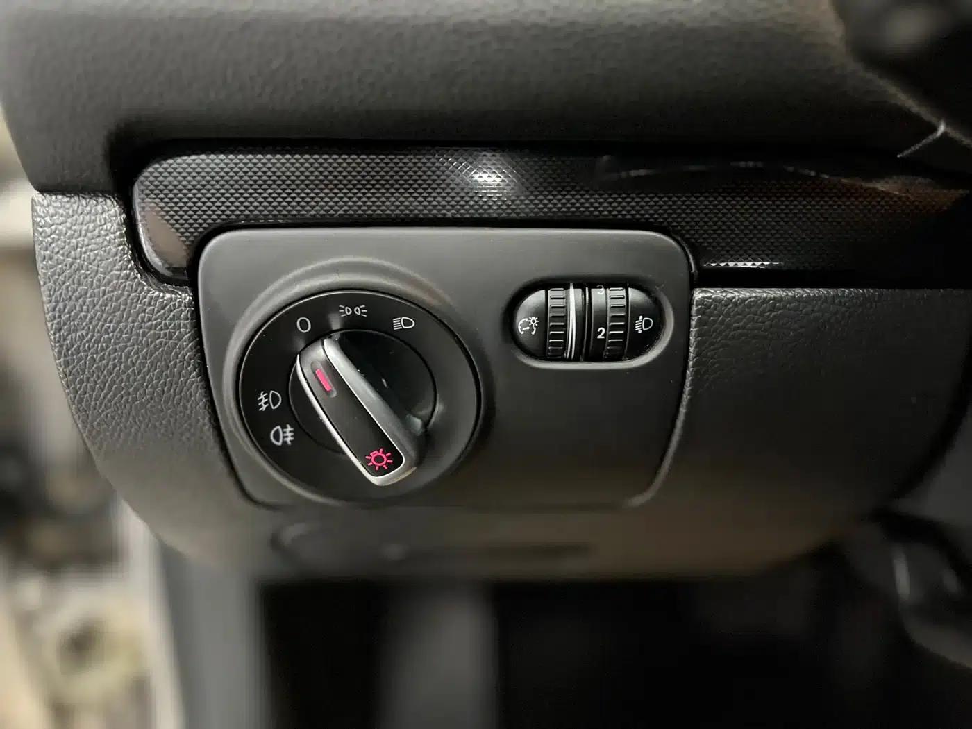 2012 Golf 1.4TSI Automatic Comfort — миниатюра 17