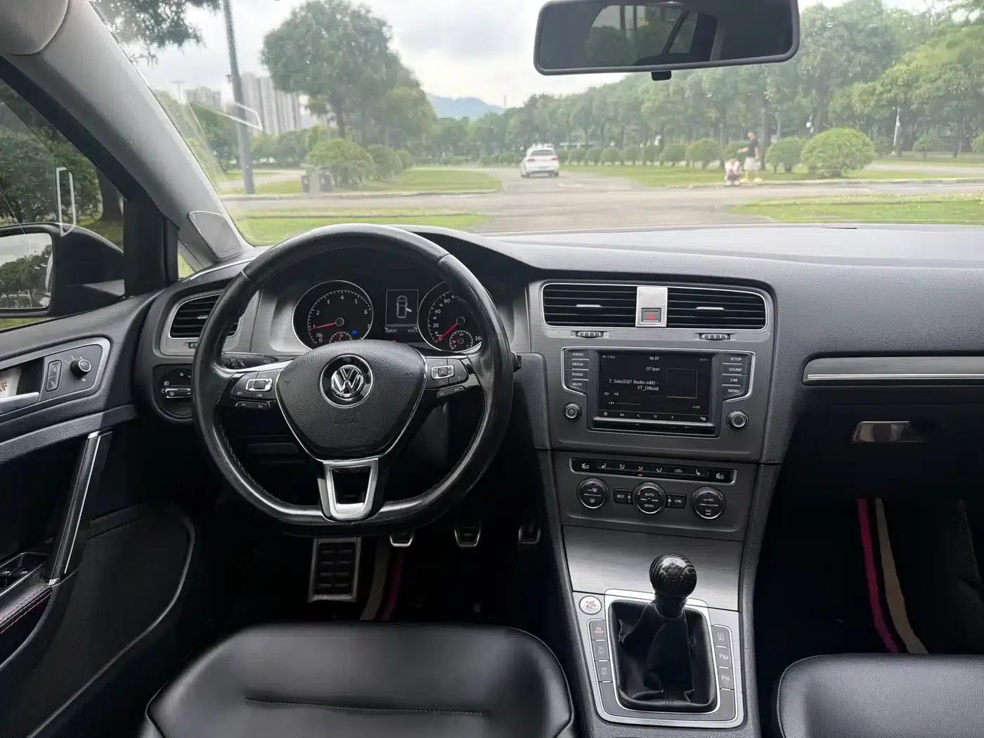 2015 Golf 1.4TSI Manual Comfort — миниатюра 15