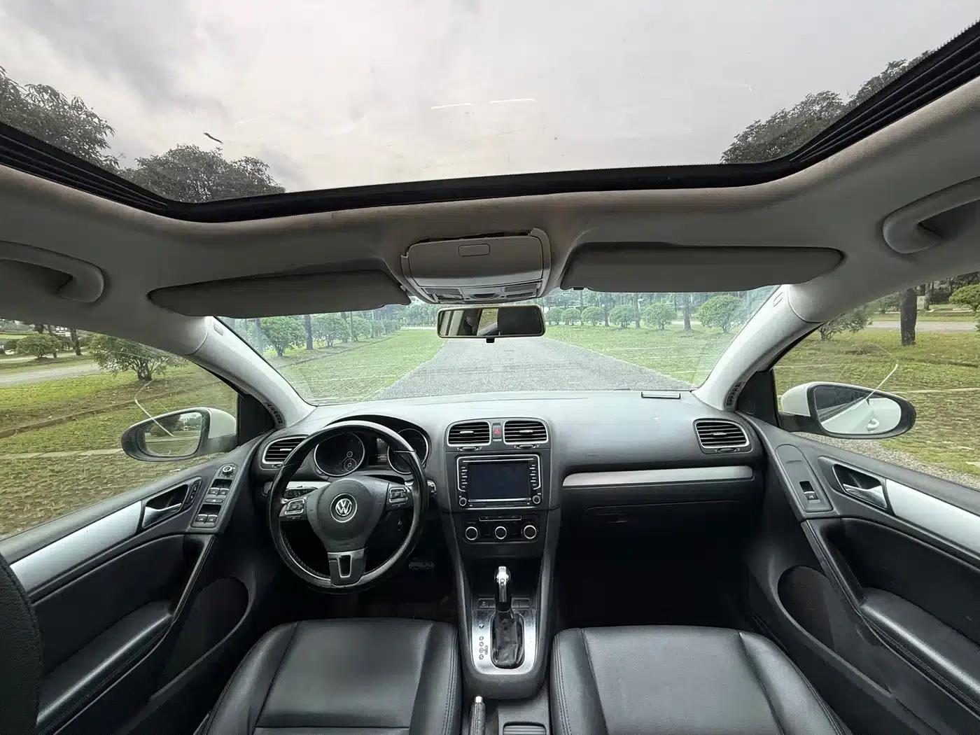 2012 Golf 1.4TSI Automatic Luxury — миниатюра 13