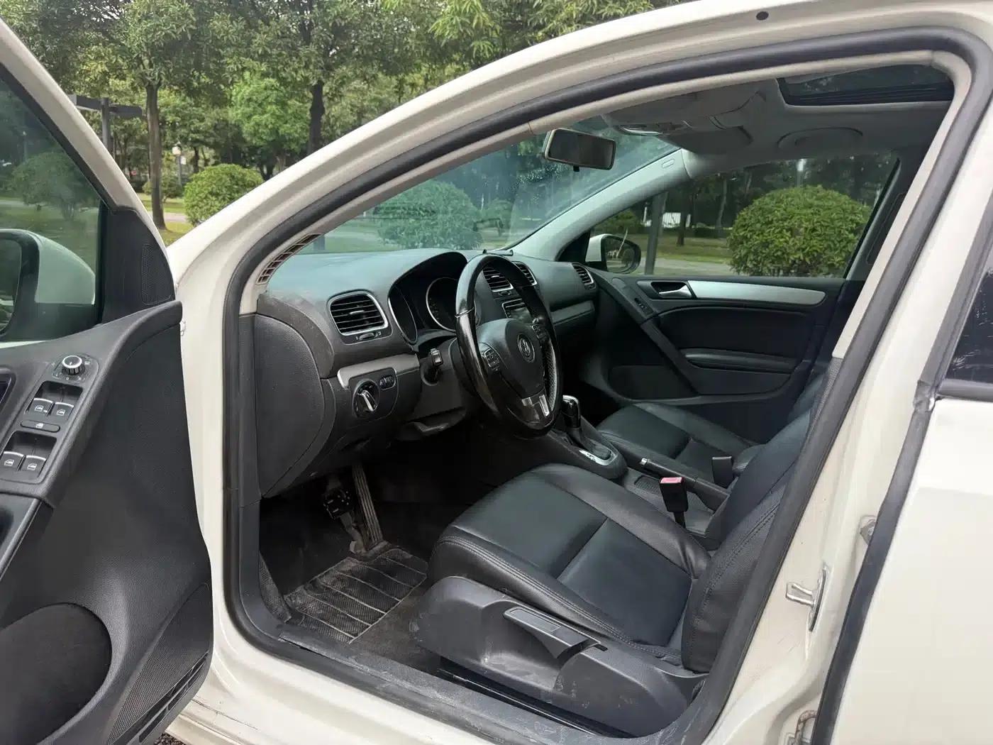 2012 Golf 1.4TSI Automatic Luxury — миниатюра 10