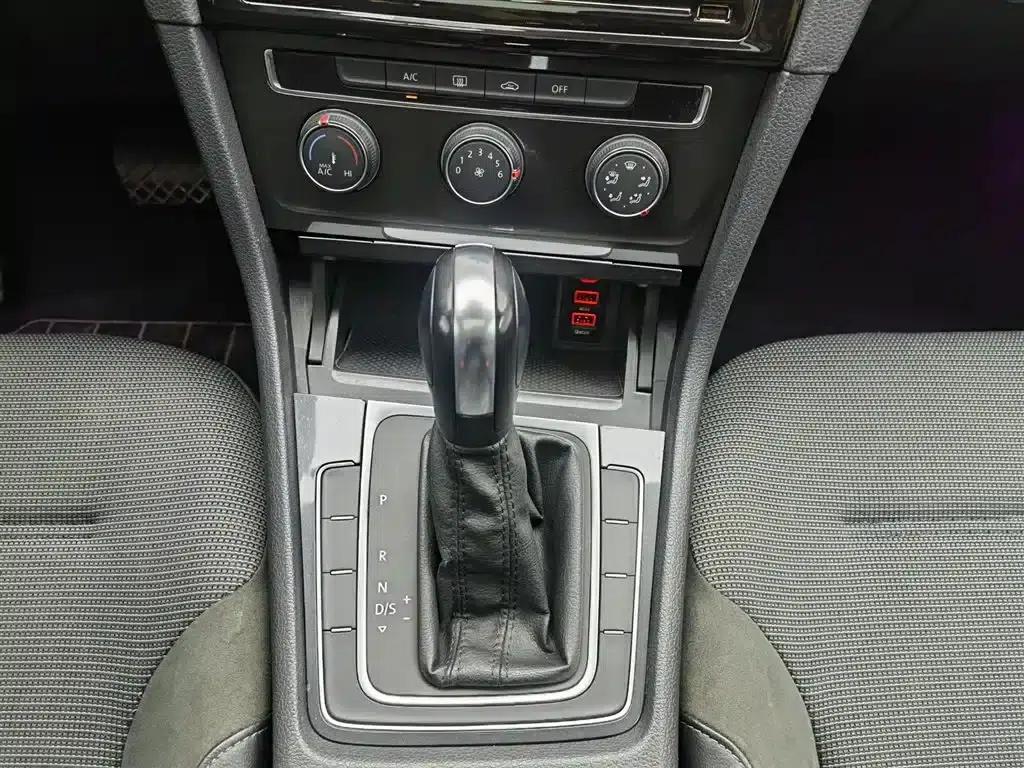 2018 Golf 1.6L Automatic Comfort — миниатюра 13
