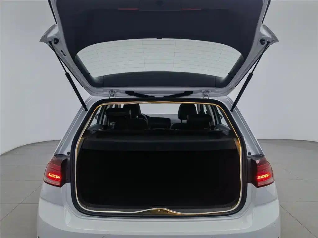 2018 Golf 1.6L Automatic Comfort — миниатюра 16
