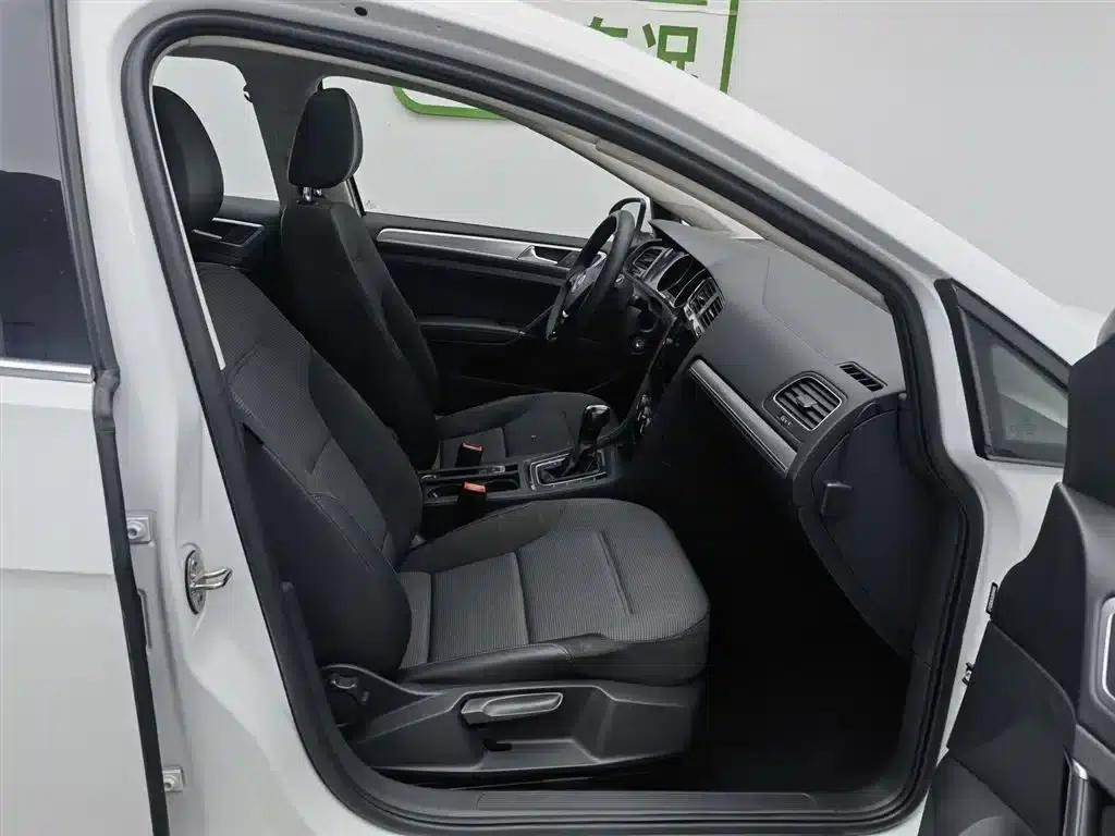 2018 Golf 1.6L Automatic Comfort — миниатюра 23