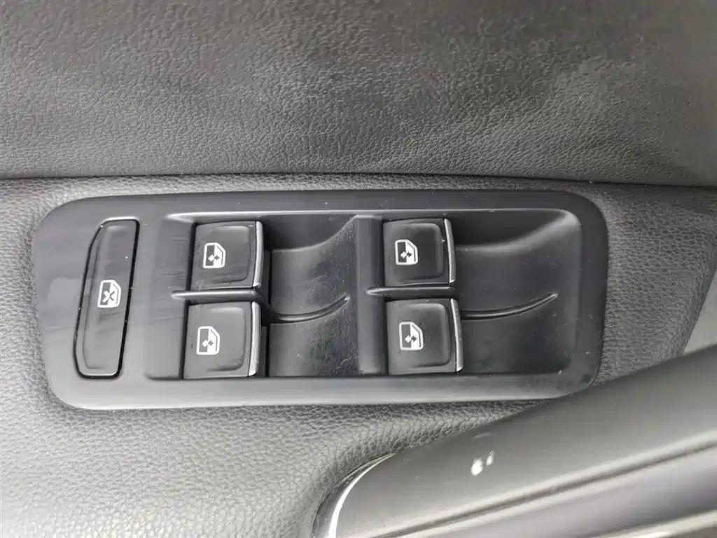 2018 Golf 1.6L Automatic Comfort — миниатюра 9