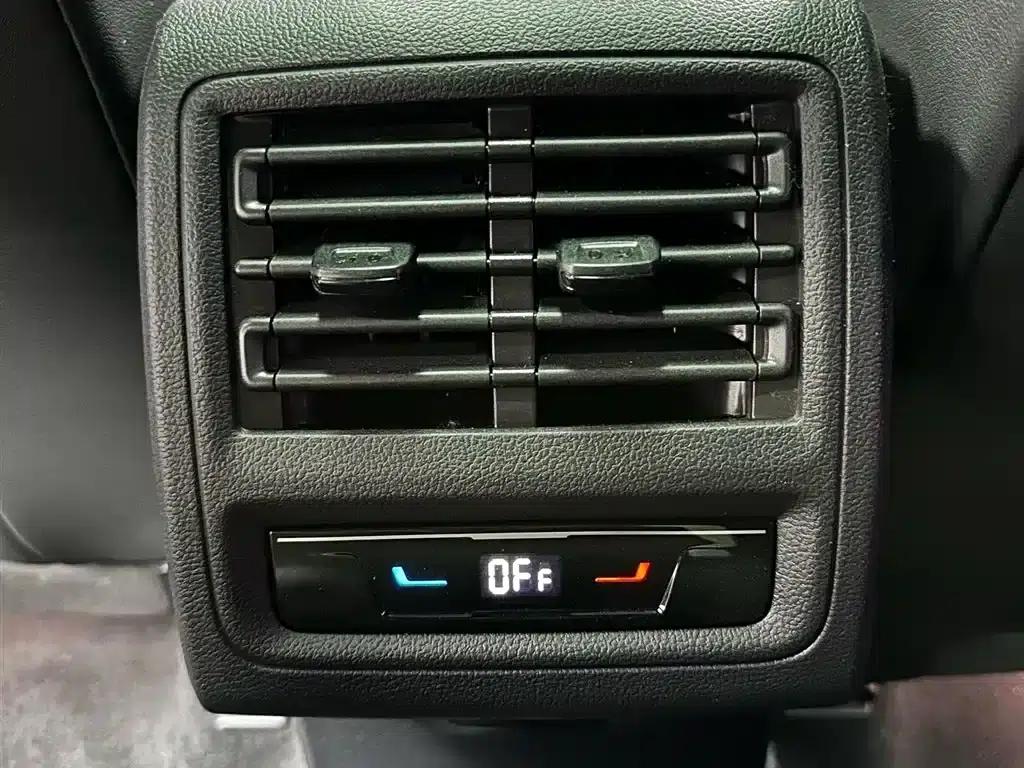 2023 Golf Facelift 280TSI DSG R-Line Lite — миниатюра 15