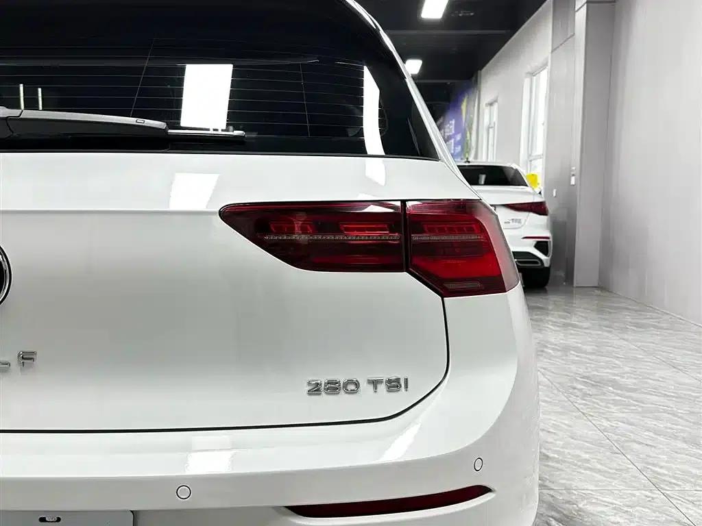 2023 Golf Facelift 280TSI DSG R-Line Lite — миниатюра 8