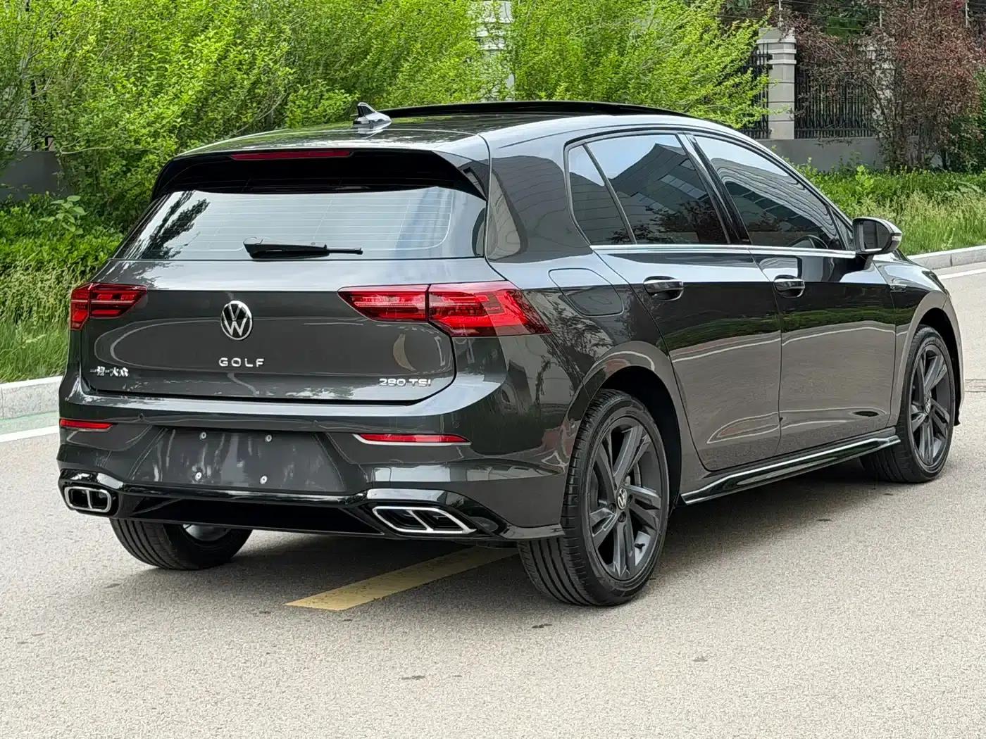 2023 Golf 280TSI DSG R-Line Lite — миниатюра 14
