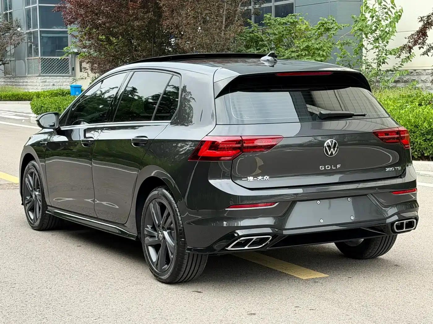 2023 Golf 280TSI DSG R-Line Lite — миниатюра 16