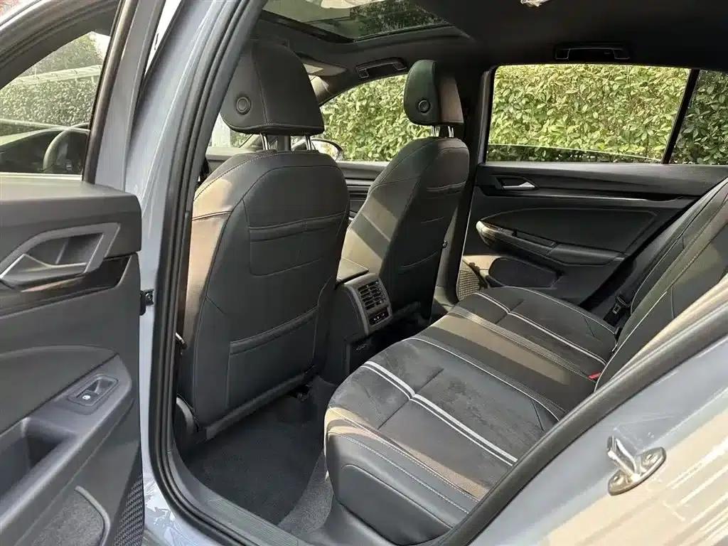 2023 Golf Facelift 280TSI DSG R-Line Lite — миниатюра 6
