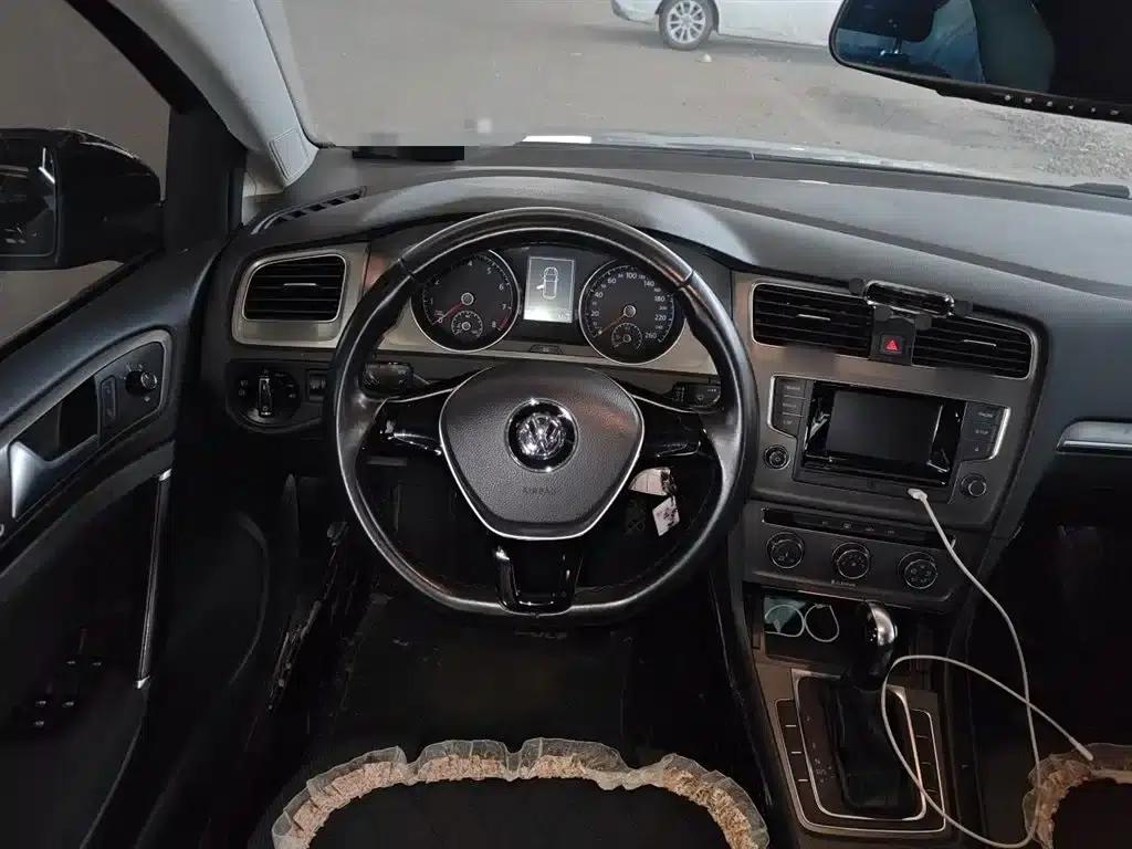 2016 Golf 1.6L Automatic Comfort — миниатюра 7