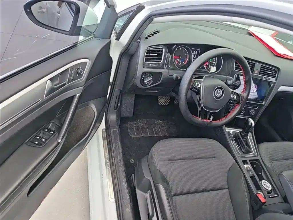 2020 Golf 280TSI DSG Comfort — миниатюра 16