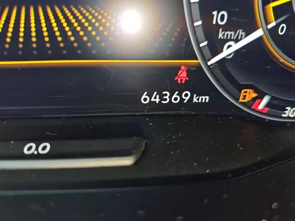 2020 Golf 280TSI DSG Luxury — миниатюра 19