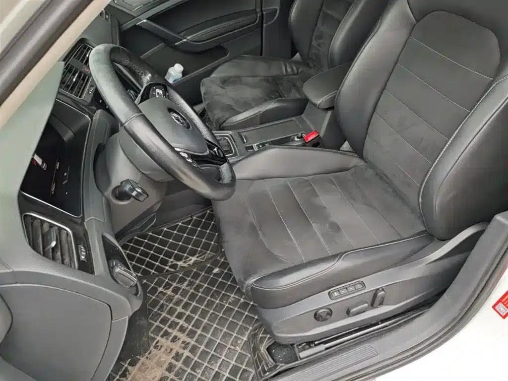 2020 Golf 280TSI DSG Luxury — миниатюра 22