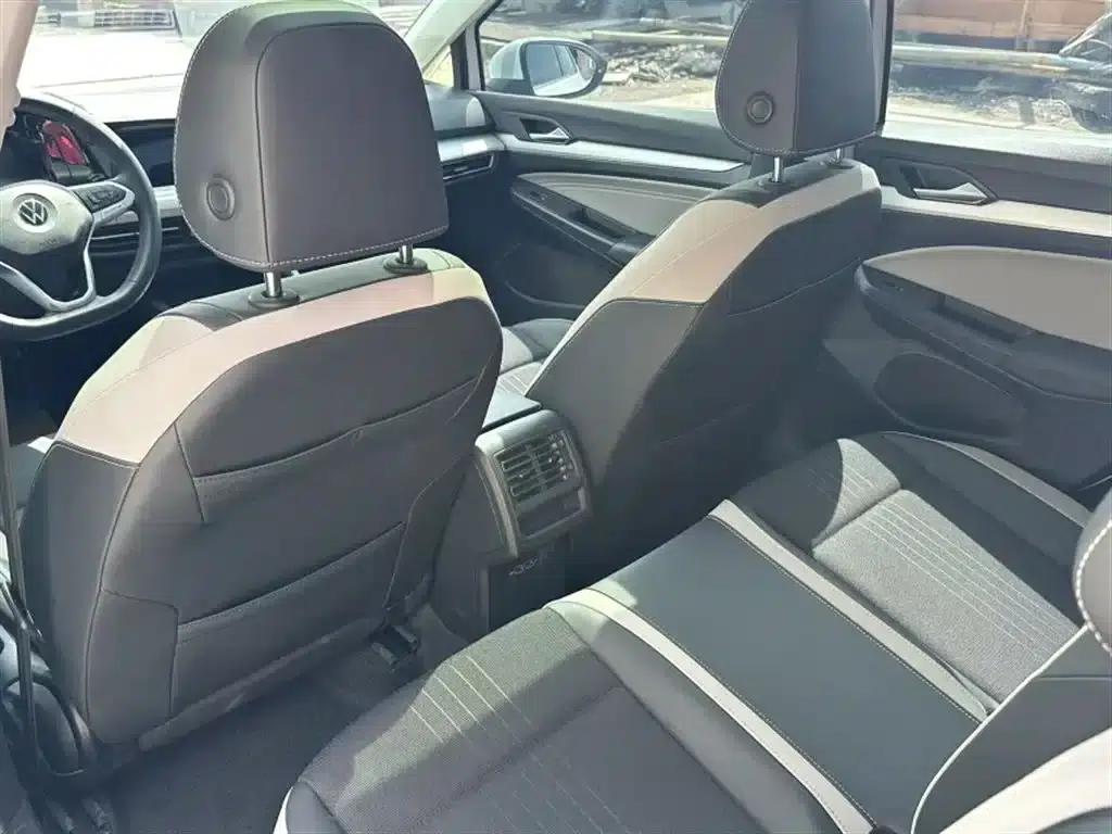 2023 Golf Facelift 280TSI DSG R-Line Lite — миниатюра 14