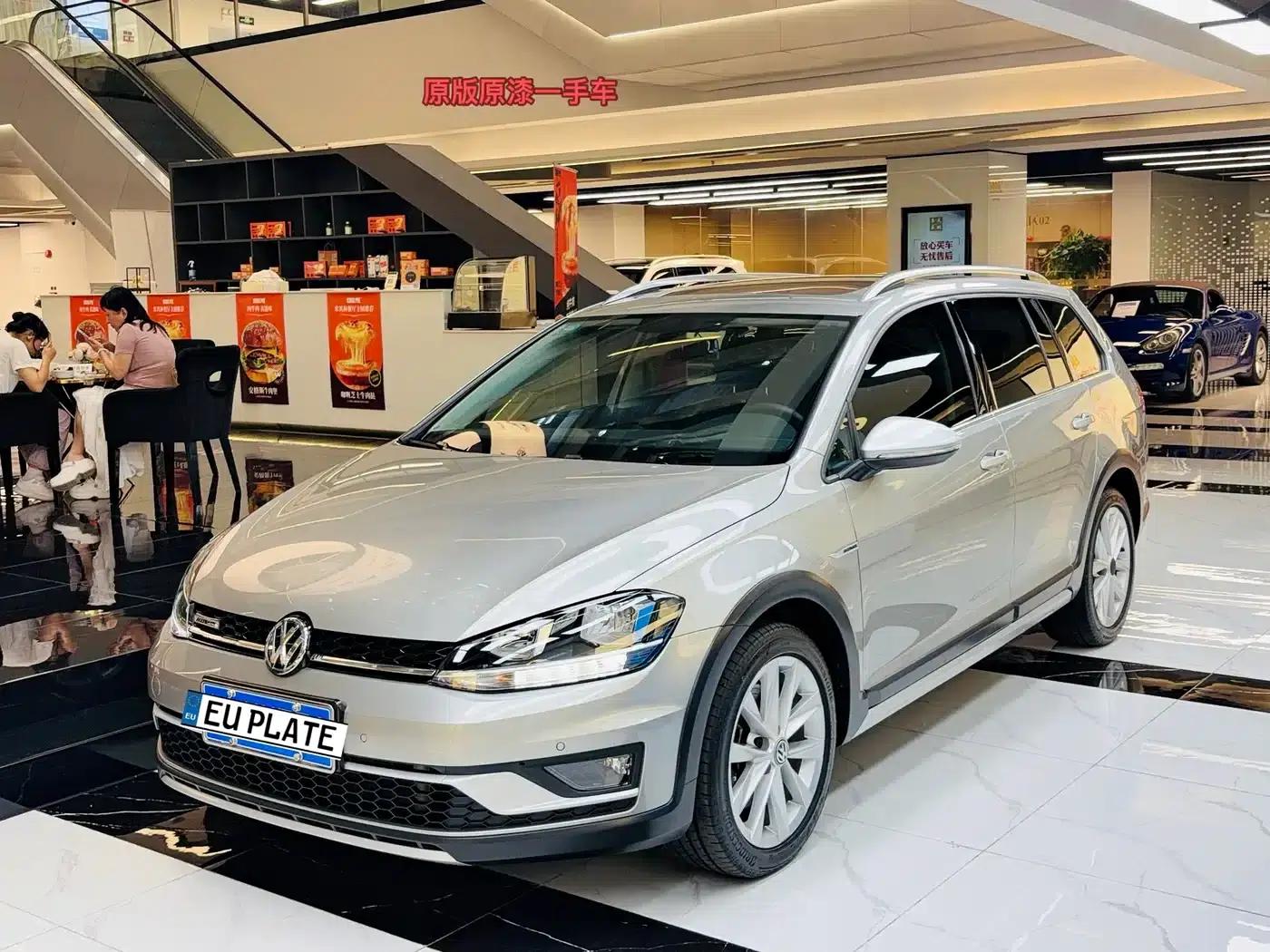 2019 Golf 1.8TSI Touring (Imported) — миниатюра 1