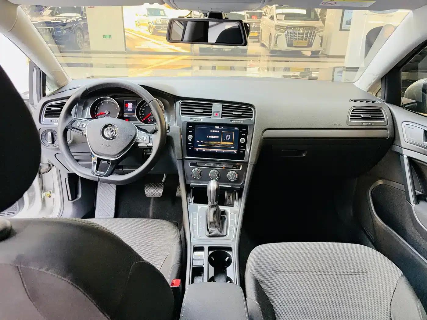 2019 Golf 1.8TSI Touring (Imported) — миниатюра 8