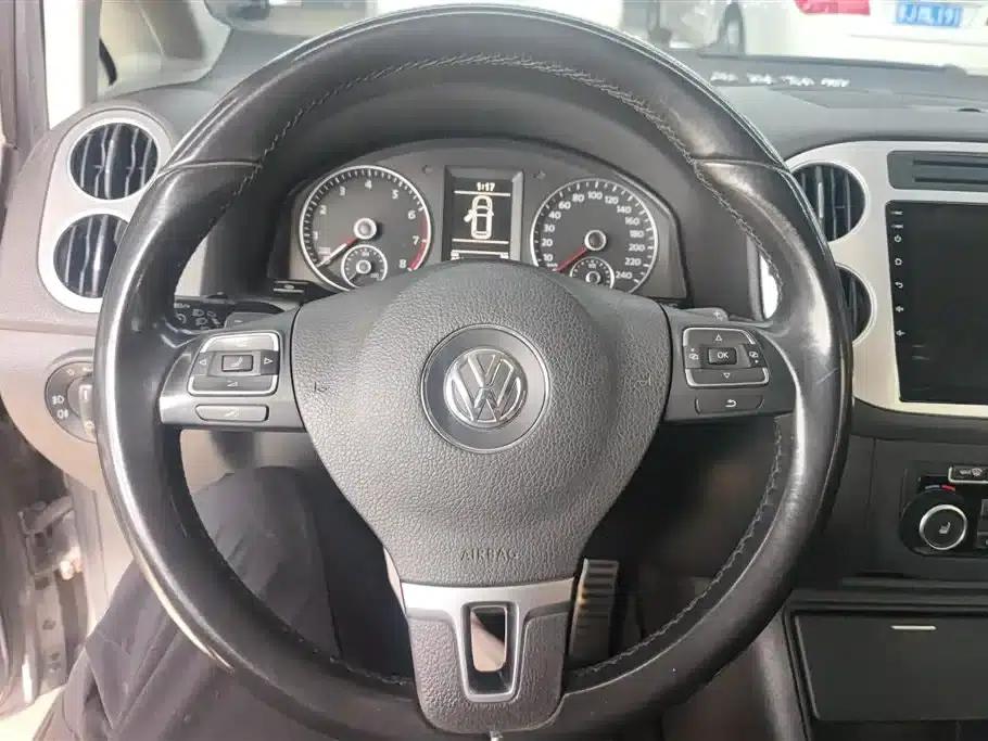 2011 Golf (Imported) 1.4TSI Comfort Touring Edition — миниатюра 15