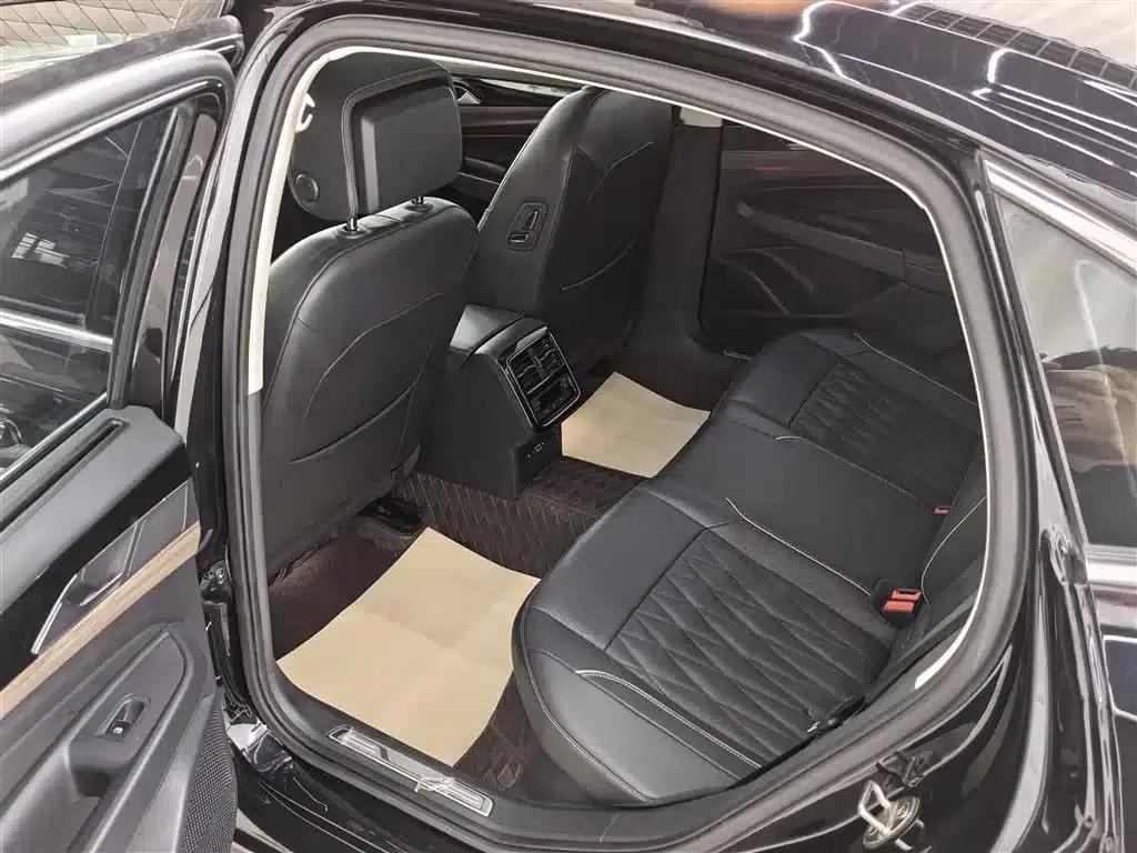 2019 Volkswagen Passat 330TSI Luxury Edition (China VI Emission Standard) — миниатюра 12