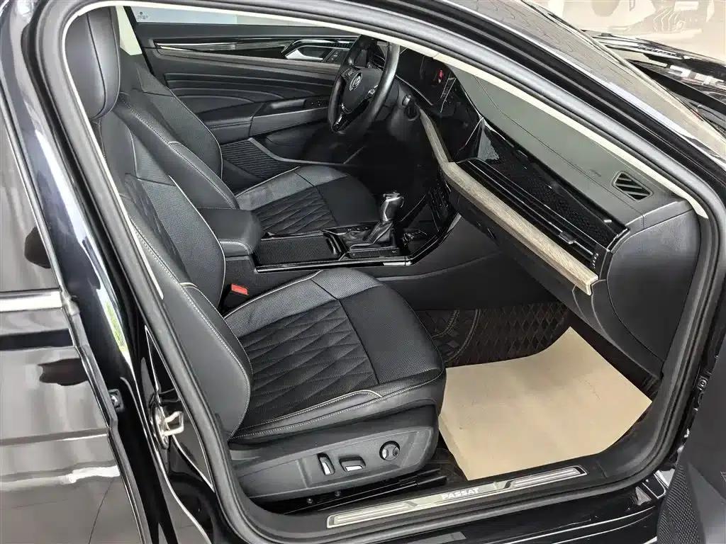 2019 Volkswagen Passat 330TSI Luxury Edition (China VI Emission Standard) — миниатюра 16