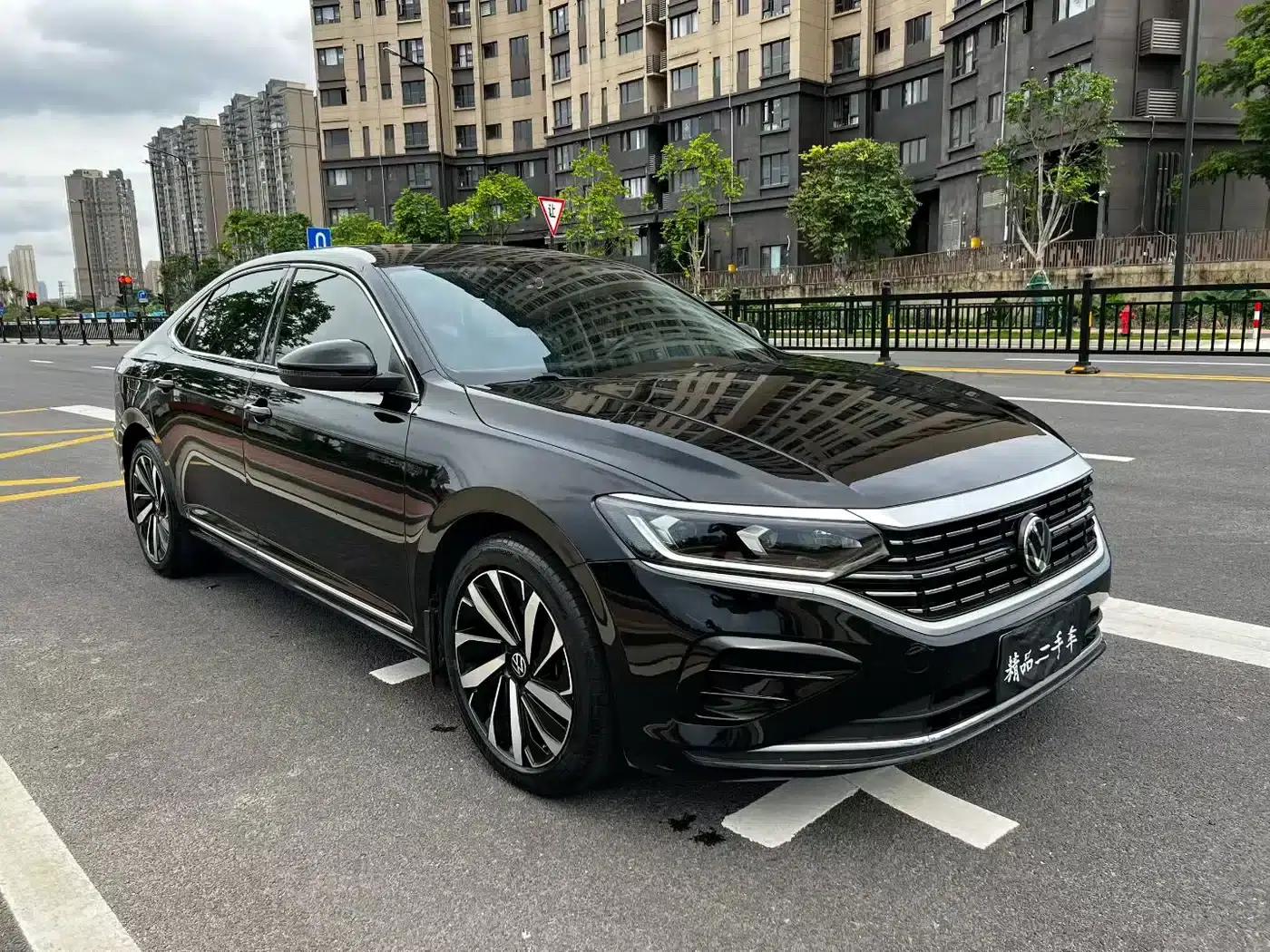 2023 Passat Facelift 330TSI Elite Edition — миниатюра 3