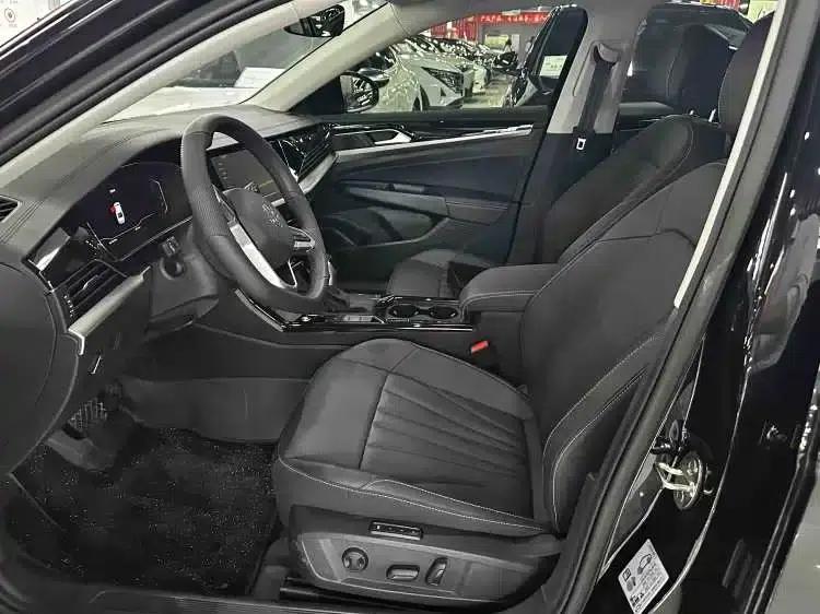 2026 Volkswagen Passat Outstanding Edition 380TSI Starry Sky Dragon Edition — миниатюра 9
