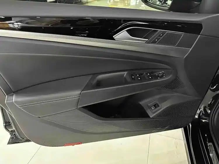 2026 Volkswagen Passat Outstanding Edition 380TSI Starry Sky Dragon Edition — миниатюра 10