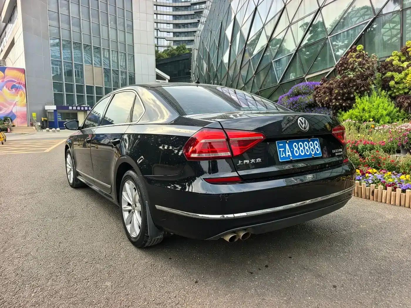 2017 Passat 280TSI DSG Premium Edition — миниатюра 13