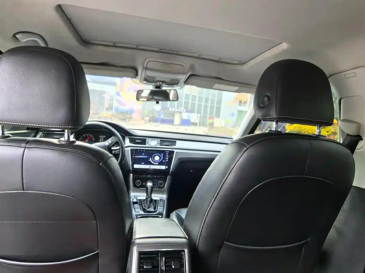 2017 Passat 280TSI DSG Premium Edition — миниатюра 4