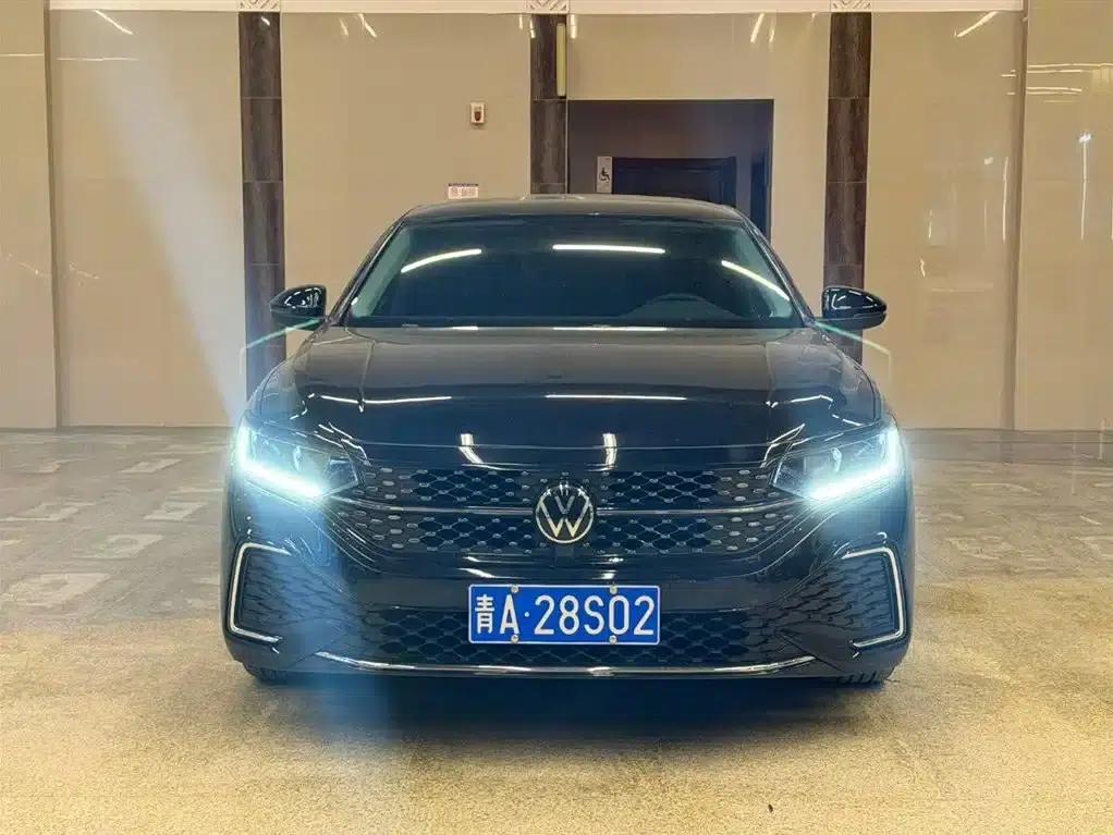 2023 Passat Facelift 280TSI Starry Sky Elite Edition — миниатюра 2