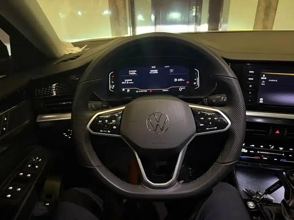 2023 Passat Facelift 280TSI Starry Sky Elite Edition — миниатюра 11