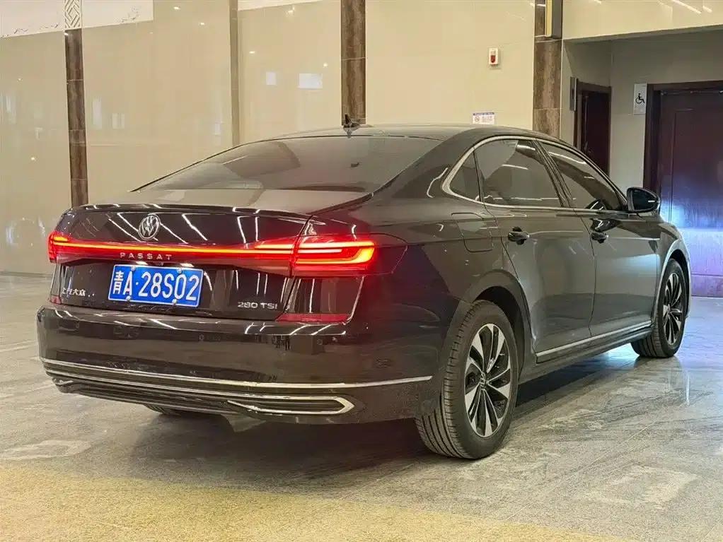 2023 Passat Facelift 280TSI Starry Sky Elite Edition — миниатюра 6
