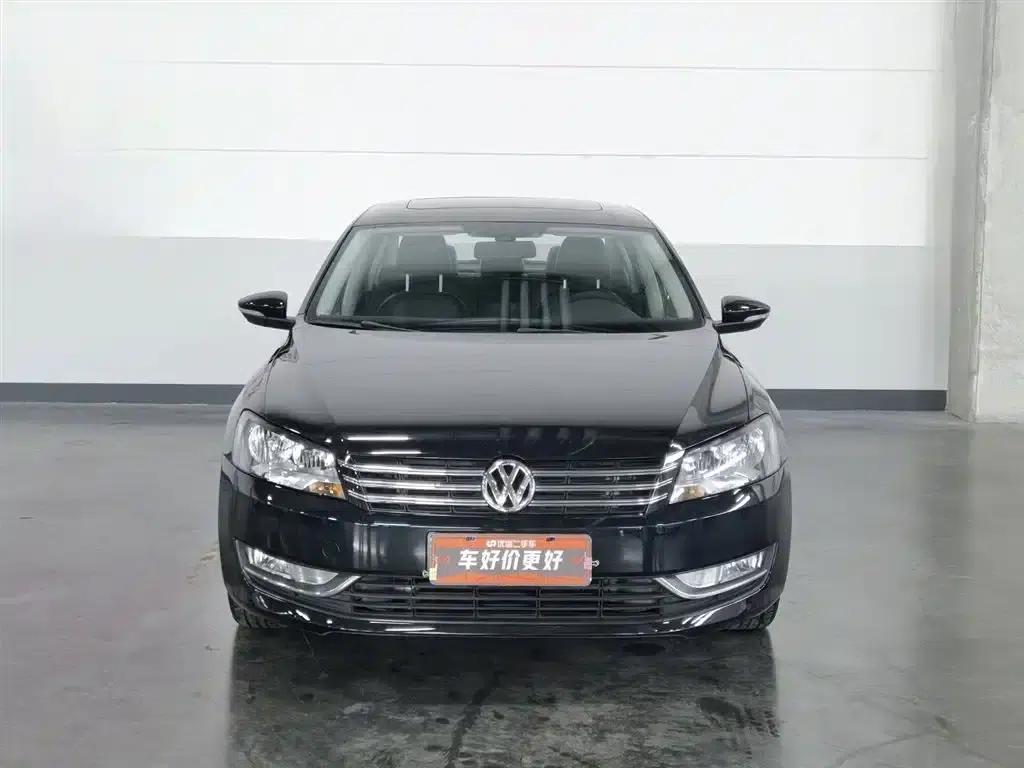 2015 Passat 1.8TSI DSG Premium Edition — миниатюра 3