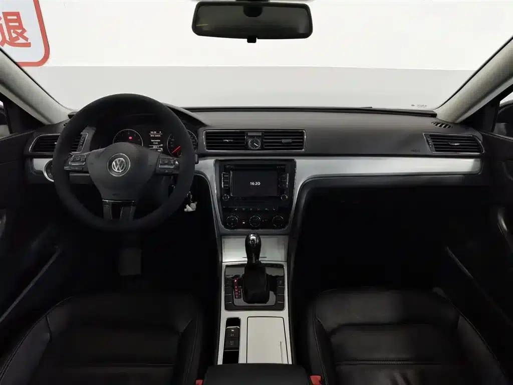 2015 Passat 1.8TSI DSG Premium Edition — миниатюра 5