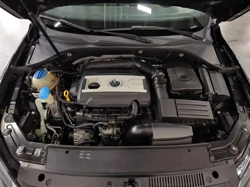 2015 Passat 1.8TSI DSG Premium Edition — миниатюра 6