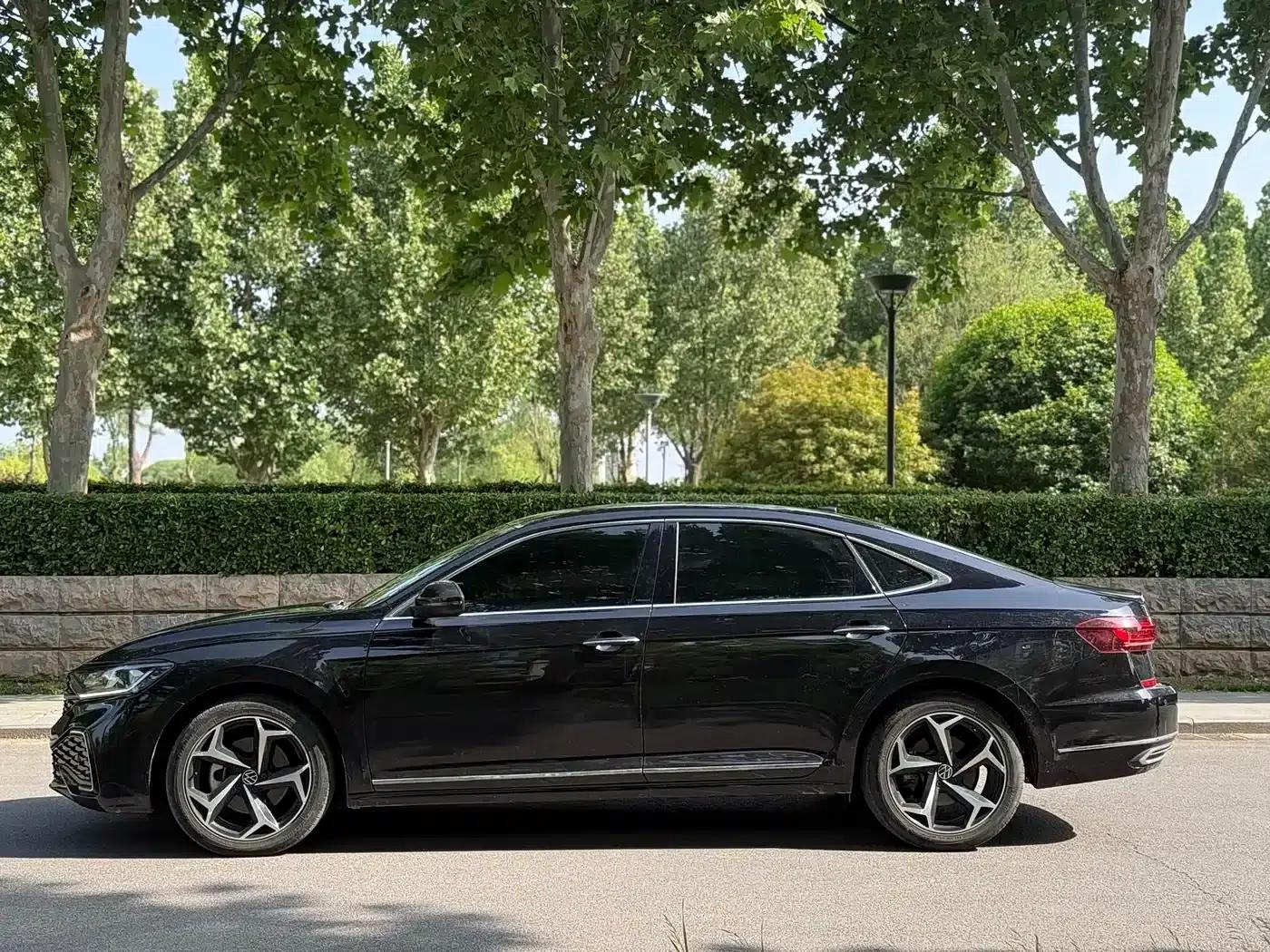 2023 Volkswagen Passat 330TSI Starry Sky Elite Edition — миниатюра 7