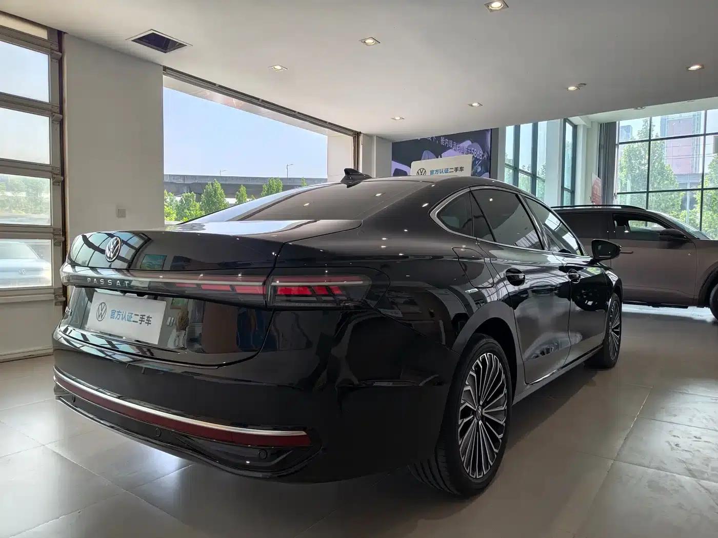 2025 Passat Pro 380TSI Dragon Edition — миниатюра 19