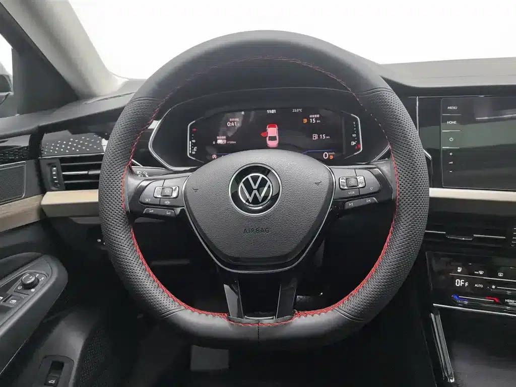 2021 Passat 330TSI Luxury Edition — миниатюра 11