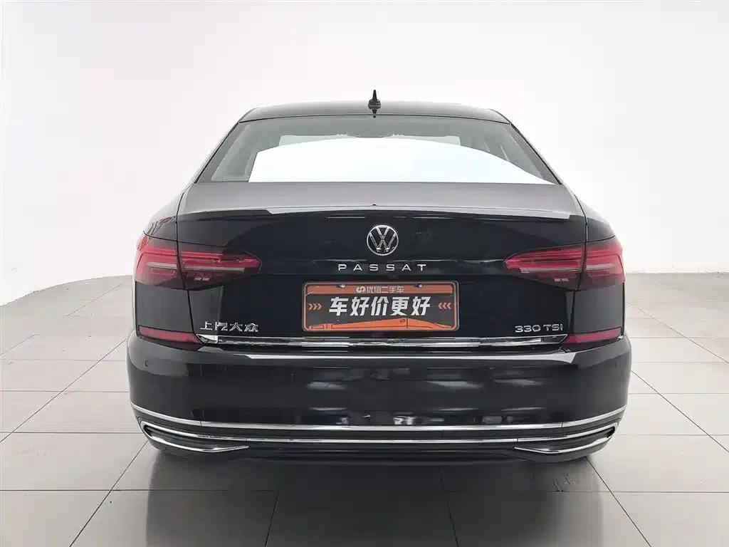 2021 Passat 330TSI Luxury Edition — миниатюра 4