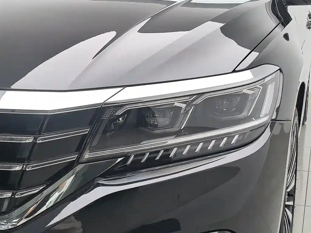 2021 Passat 330TSI Luxury Edition — миниатюра 7