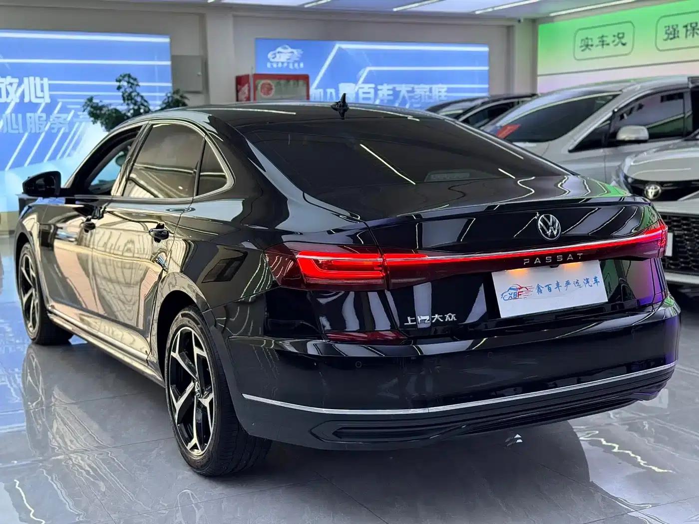2025 Volkswagen Passat Outstanding Edition 330TSI Starry Sky Elite Edition — миниатюра 8