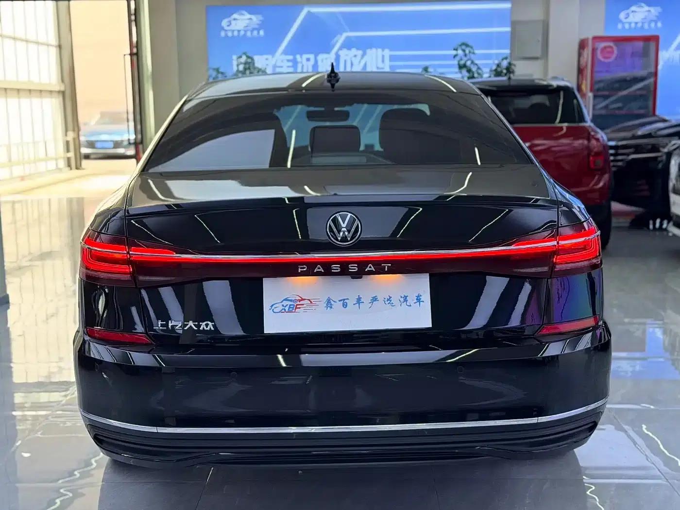 2025 Volkswagen Passat Outstanding Edition 330TSI Starry Sky Elite Edition — миниатюра 9