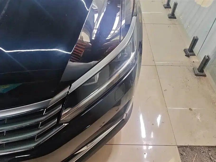 2017 Passat 330TSI DSG Royal Edition — миниатюра 5