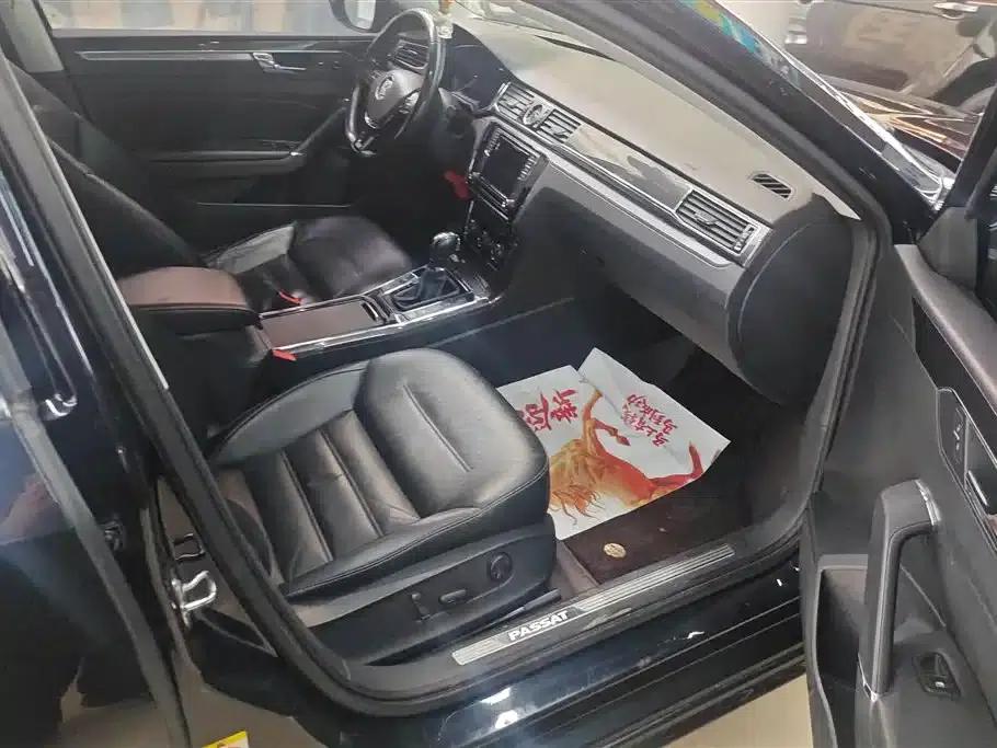 2017 Passat 330TSI DSG Royal Edition — миниатюра 8