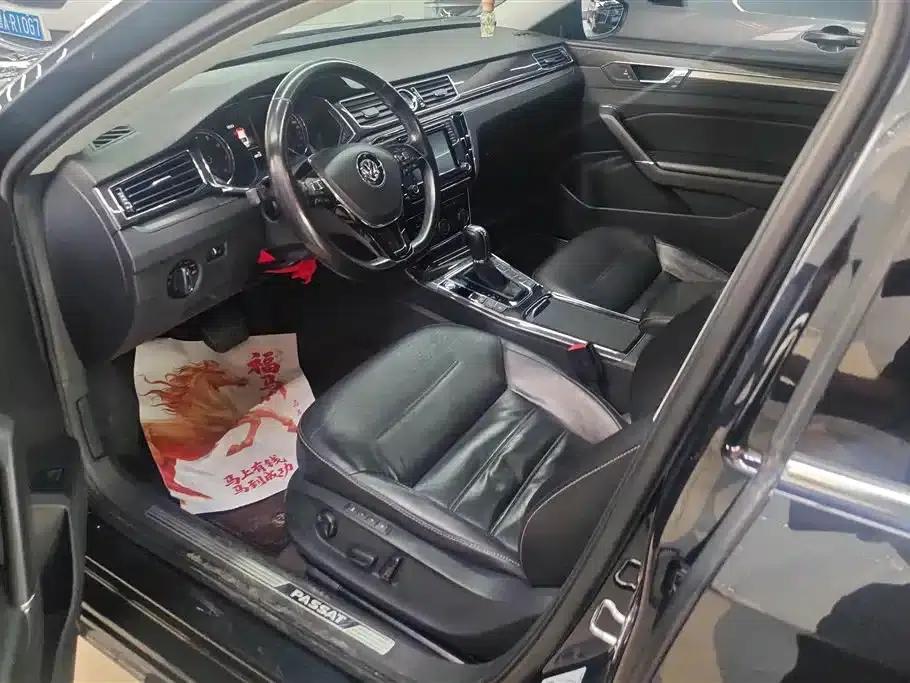 2017 Passat 330TSI DSG Royal Edition — миниатюра 9