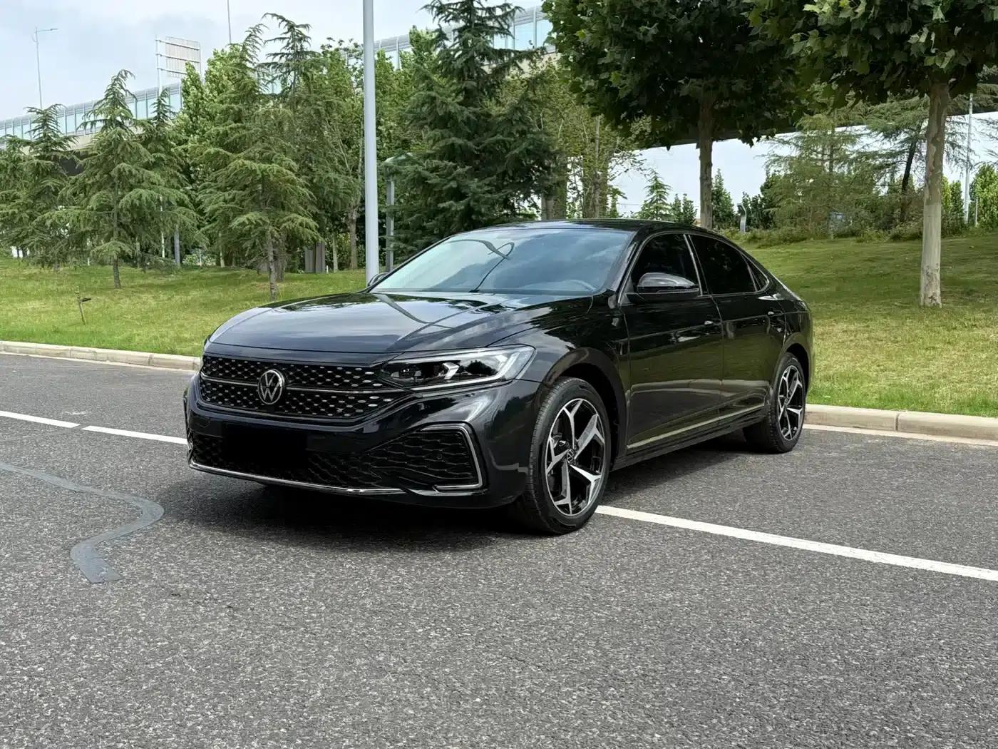 2024 Passat 330TSI Starry Sky Elite Edition — миниатюра 1