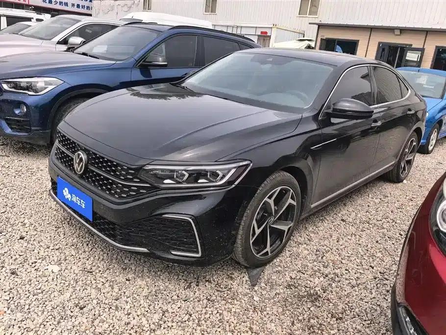 2024 Passat 380TSI Starry Sky Dragon Edition — миниатюра 1
