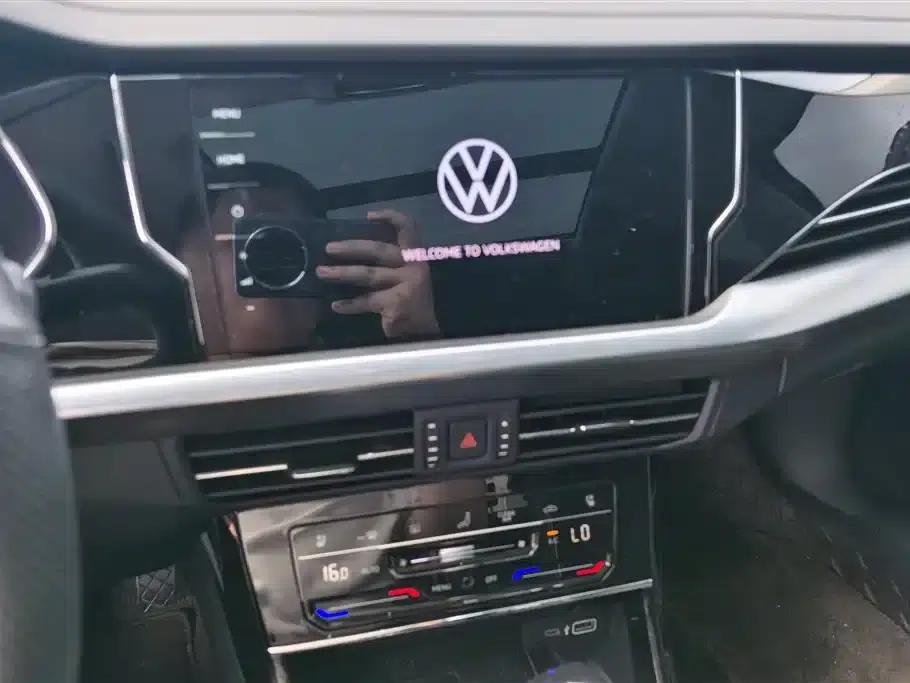 2024 Passat 380TSI Starry Sky Dragon Edition — миниатюра 13