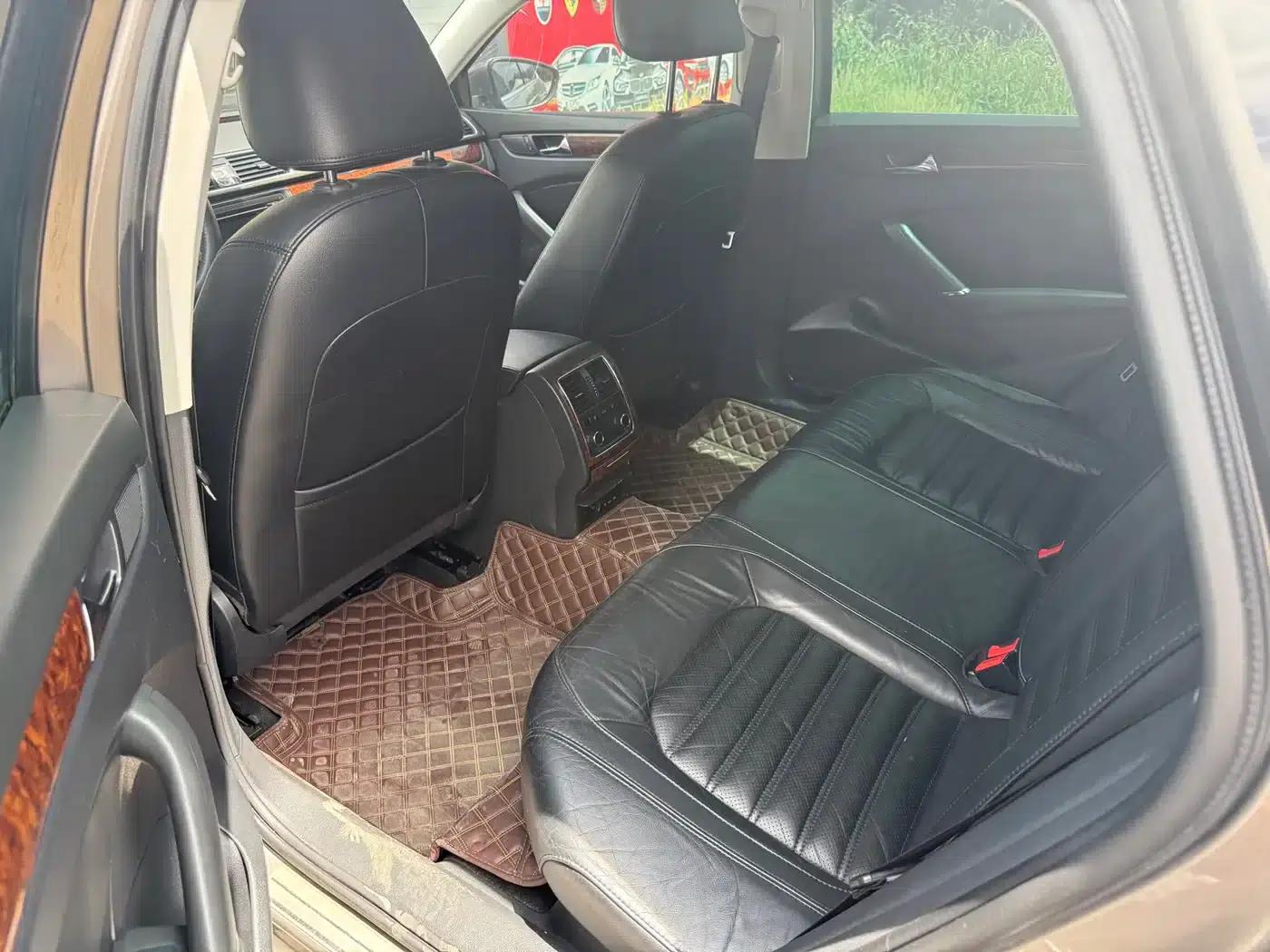 2011 Passat 1.8TSI DSG Premium Edition — миниатюра 5