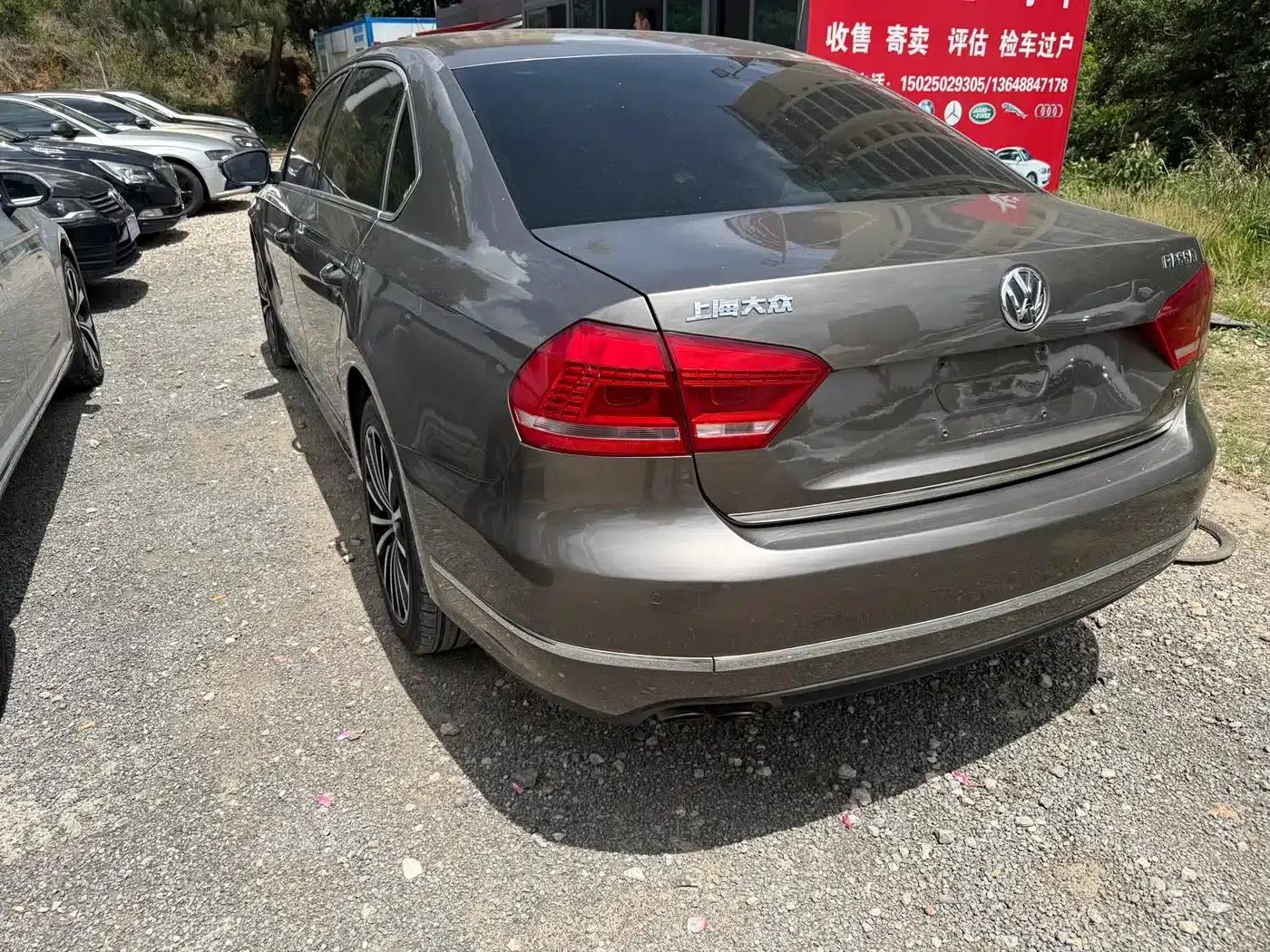2011 Passat 1.8TSI DSG Premium Edition — миниатюра 7